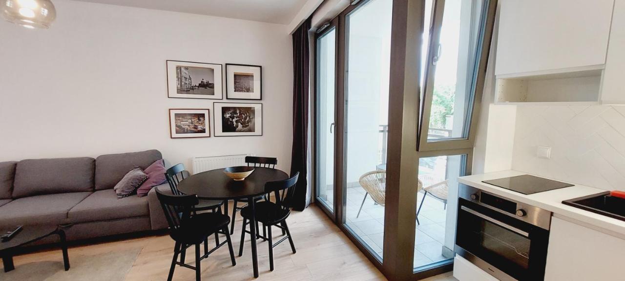 Central Apartments Ogrody 2 & Parking 格但斯克 外观 照片