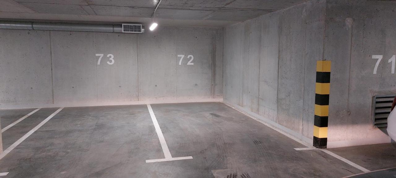 Central Apartments Ogrody 2 & Parking 格但斯克 外观 照片